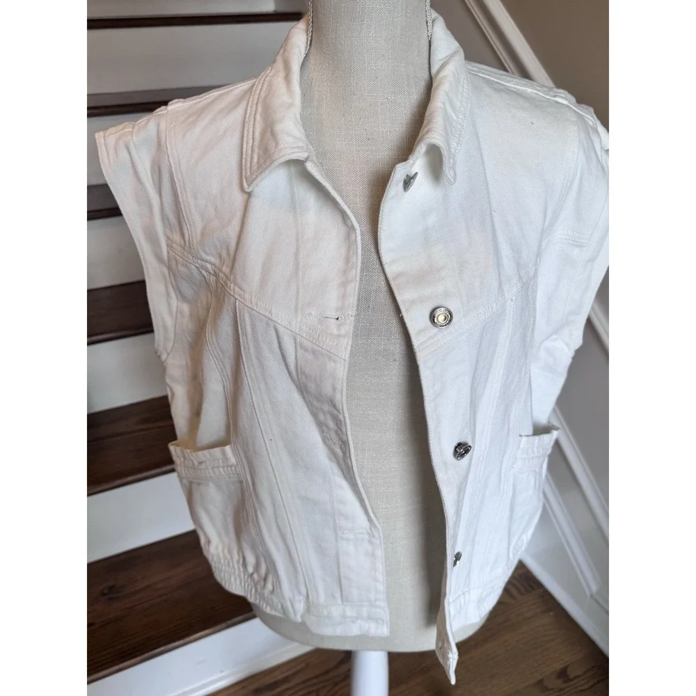 Elan White Wash Denim Jean Button Up Vest‎ NWT Size Medium